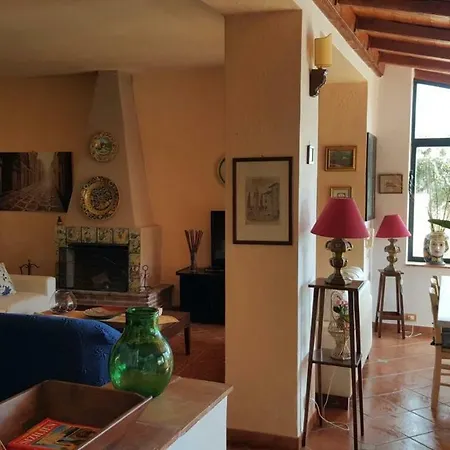 Dom wakacyjny Casa Il Faro Con Piscina